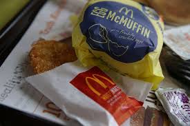 Mcdonalds is a reputed fast food restaurant chain which follows some timings. What Time Does Mcdonald S Stop Serving Breakfast