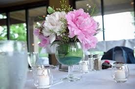 guide to peonies for your wedding day