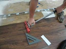 installing vinyl plank flooring of