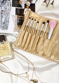 sophistocated gold makeup brushes set