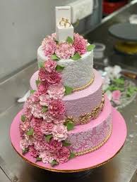 Before celebrate the wedding with wedding cakes, be sure also to give a special gift along with a special cake anyway. Best Engagement Cake Shop In Mumbai Deliciae Cakes