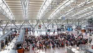 If you want to delve deeper into norwegian. Flughafen Hamburg Eurowings Wechselt Ins Terminal 1 Business Traveller