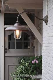 farmhouse outdoor lighting