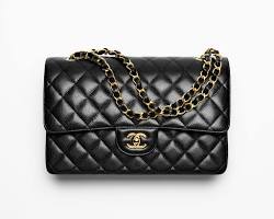 صورة Chanel classic bag
