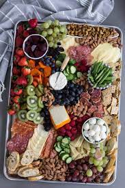 how to build a charcuterie board a