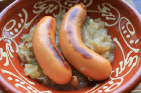 knockwurst with sauer