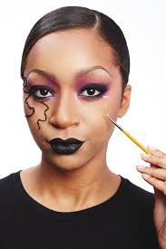 halloween makeup hacks false lashes
