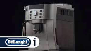 Sleek and stylish, this coffee machine fits seamlessly into the modern family kitchen. Delonghi Magnifica S Ecam22110sb Review July 2021