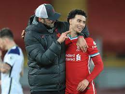 Jones fifa 21 is 19 years old and has 4* skills and 4* weakfoot, and is right footed. Liverpool S Curtis Jones Enjoys The Midfield Battle And Comes Of Age Liverpool The Guardian