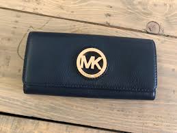 Free delivery on all orders. Portefeuille Michael Kors Vinted
