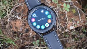 You can preorder the 40mm model outright starting at $299.99, or finance it for. Samsung Galaxy Watch 4 Was Wir Uns Wunschen Techradar
