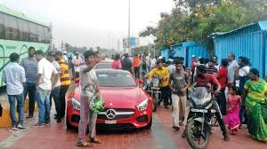 Published jan 19, 2018, 1:45 am ist. Chennai Fancy Car Owners Held On Ecr