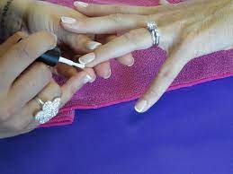 what s the best nail salon in royal oak