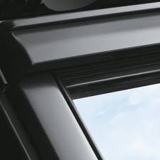 velux centre pivot roof window ggl