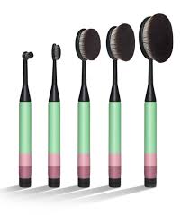 otis batterbee precision makeup brush