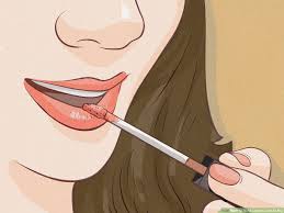 3 ways to make lipstick last all day