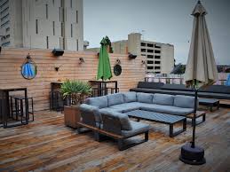 Where to eat, drink, and watch the 49ers play. 10 Best Rooftop Bars In San Francisco For Cocktails And Views
