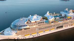 world s largest cruise ship arrives in