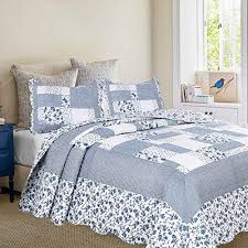 periwinkle dash quilt with standard