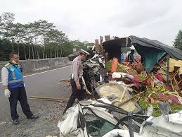 Ever since i updated my drivers i had nothing but problems. Kecelakaan Di Tol Semarang Solo Sopir Truk Tewas Mengenaskan Okezone News