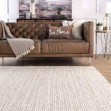 what color rugs go with brown couches