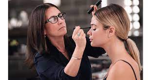 bobbi brown to teach a mastercl in