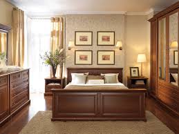 Bedroom Furniture Set Chestnut Finish