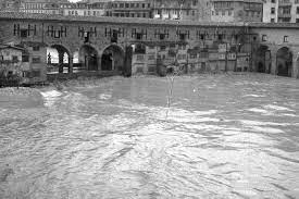 Firenze ricorda la tragica alluvione del 1966 - Il Primato Nazionale