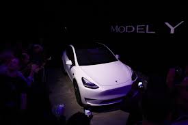 Compare tesla suvs by price, mpg, seating capacity, engine size & more! Tesla Sets Price Of China Made Model Y Suv Below Competitors Bloomberg