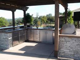 optimizing an outdoor kitchen layout