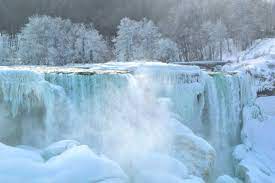 in niagara falls in winter