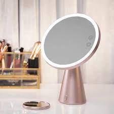 magnifying makeup mirror with 3