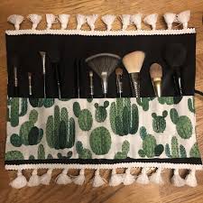 black makeup brush roll case