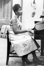 Contact aretha franklin on messenger. Vintage Photos Of Aretha Franklin Birthday Aretha Franklin S Iconic Style