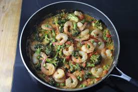 Heat olive oil in a heavy bottom skillet (like cast iron), and saute ¾ cup paste for 2 minutes, stirring constantly. Shrimp Tikka Masala Meal Kit Delivery Goodfood