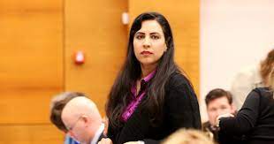 Born in oslo to pakistani immigrants, she graduated from the university of oslo in 1999 with the cand.mag. Afshan Rafiq H Vil Stoppe Bryllupsfester I Oslo