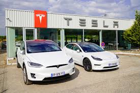 Tesla stock price, live market quote, shares value, historical data, intraday chart, earnings per share and news. Tesla Tsla Stock Price Down Over 5 Ceo Elon Musk Announces Cheaper Car Worth 25 000 Laptrinhx
