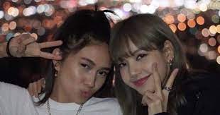 She thanked her for the love that she recently received from her online. Indonesian Singer Niki Wants To Collab With Homie Blackpink S Lisa Kpophit Kpop Hit