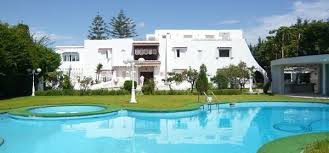 villa impeccable avec piscine vente