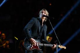 Famous country singers including blake shelton, luke bryan, carrie underwood, mason ramsey, dolly parton and many more. Keith Urban Wikipedia