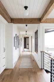 7 delightfully simple hallway decor