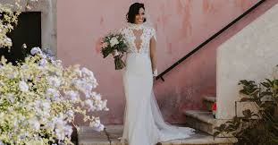 when to your wedding dress your