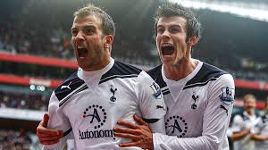 Former player of ajax, hsv, real madrid, spurs, betis, midtjylland & esbjerg. Rafael Van Der Vaart On Twitter Memories Can T Wait To See This Amazing Player Back In Action At Spurs Wish You All The Best Garethbale11 Baleback Coys Https T Co Orp4zckneb