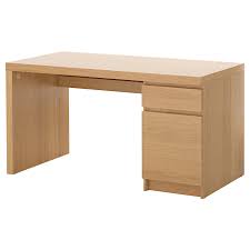 Amazing gallery of interior design and decorating ideas of wooden desk in bedrooms, living rooms, decks/patios, dens/libraries/offices. Malm Oak Veneer Desk 140x65 Cm Ikea