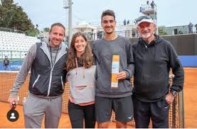 Italy's lorenzo sonego celebrates capturing his second atp tour title in cagliari on sunday. Lorenzo Sonego Conquista Atp Sardegna 2021 E Gli Italiani Il Blog Del Tennis
