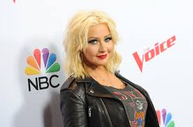 christina aguilera fans are gushing on