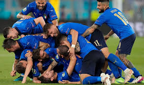 Завершился групповой турнир чемпионата европы по футболу 2020 года. Italy Defeated Switzerland And Was The First To Reach The 1 8 Finals Of Euro 2020 Video