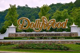 It is a huge tourist attraction located in the foothills of the great smoky mountains national park. Dollywood Case Study Integrated Insight