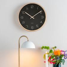 Contemporary Clock Elegance