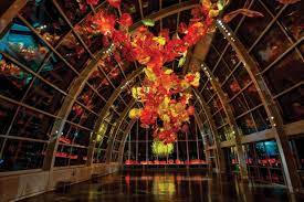 Where To See Dale Chihuly Glass Art In